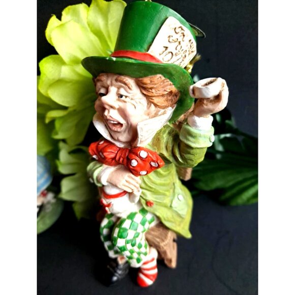 3D Alice in Wonderland Christmas Ornaments | Smithsonian - Picture 7 of 8